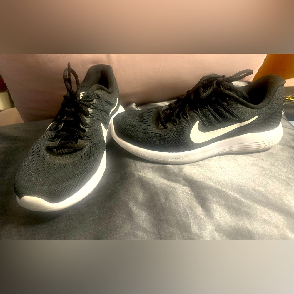 Nike Lunarlon. Women’s Size 7.